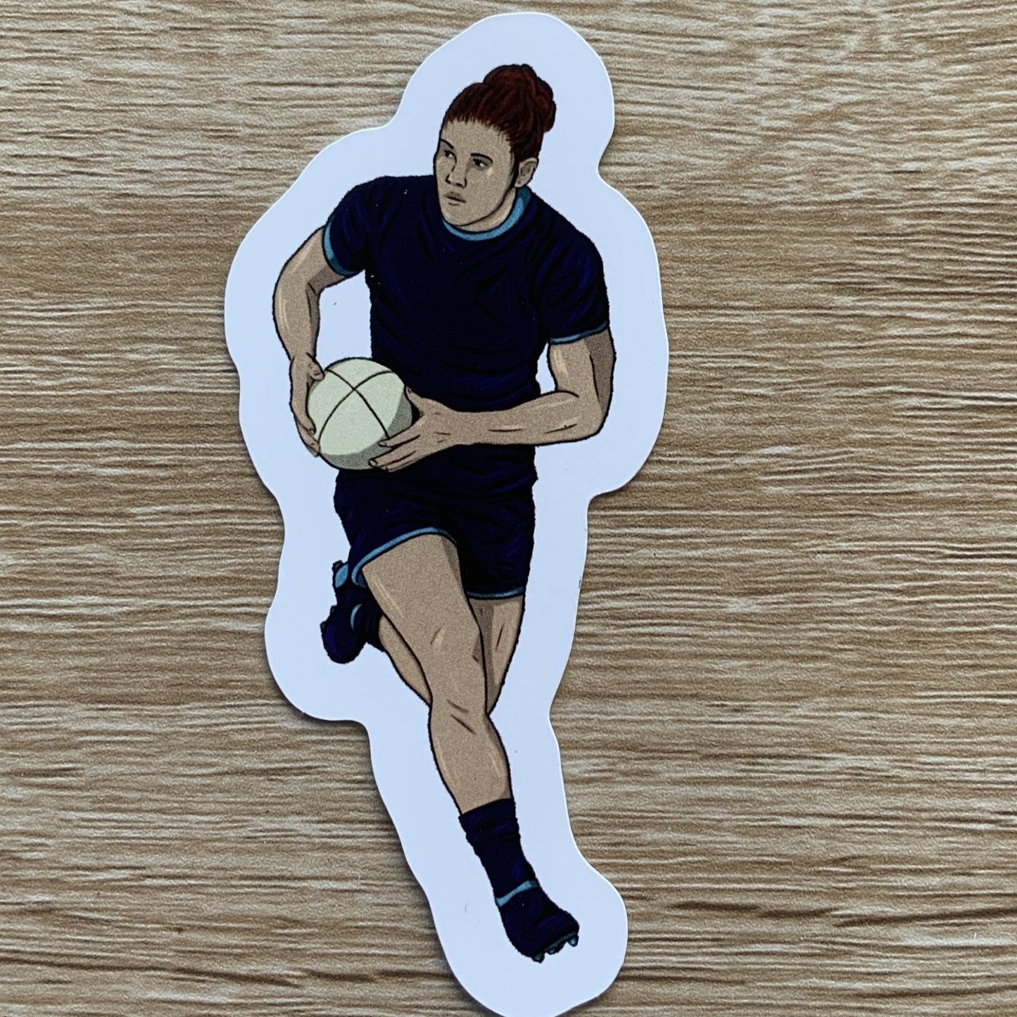 Magnet, aimant de réfrigérateur représentant un sport, elsa abadie penars, rugby féminin maillot bleu
